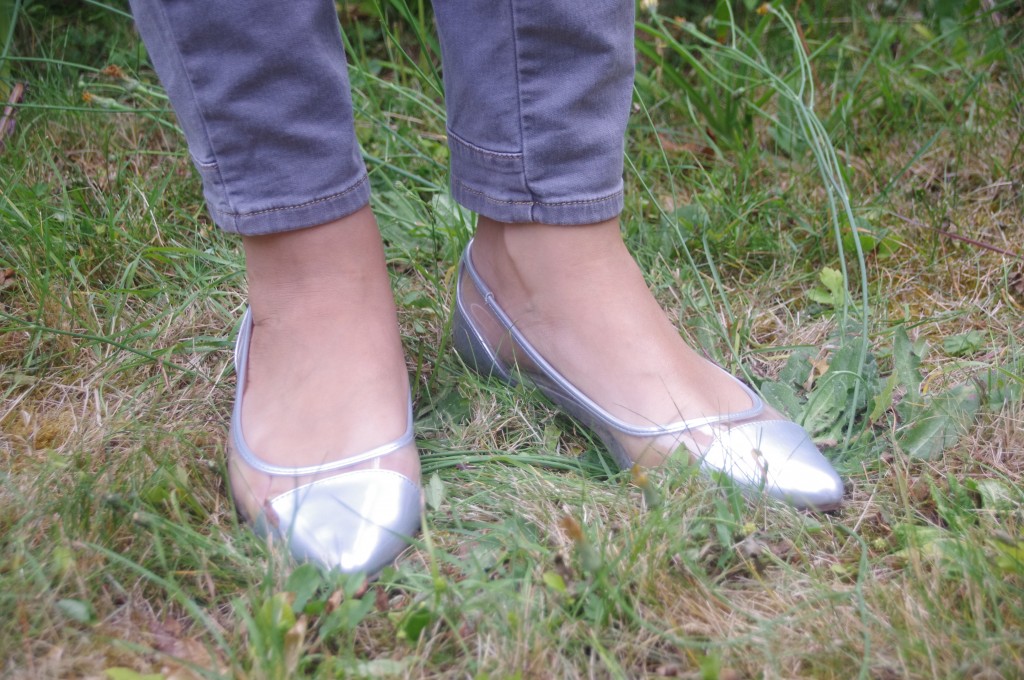 ootd, look, tenue, Zazful, blouse romantique, jegging, tregging, pull in, ballerines newlook, bout pointu, bague de phalange, bague argent, collier rock, bijou français, steeline