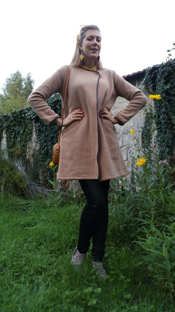 La fée maraboutée, concours, top moutarde, jaune d'hiver, jean slim enduit, freeman porter, gilet laine, manteau camel laine, boots léopard, la halle aux chaussures, avis, test, haul, blog mode, look du jour, tenue du jour, ootd, look boulot, look hiver, tendance hiver 2015