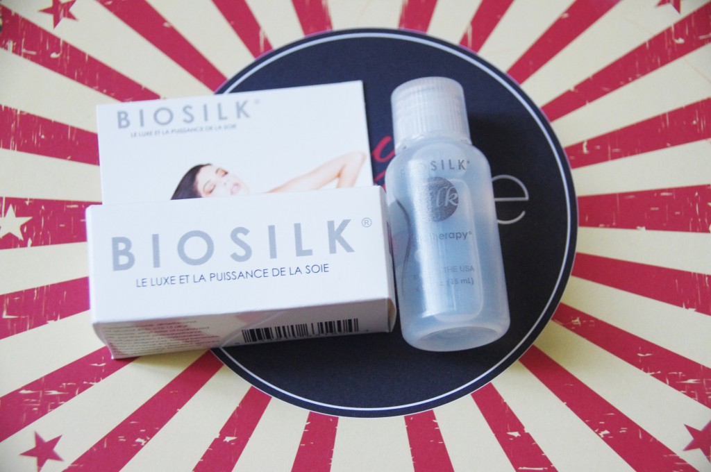 sweetie box, box beauté, box cadeau, box lifestyle, avis, revue, test, review, blogueuse beauté, youtubeuse, blogueuse mode, coach club, mapa, paper-ho,biosilk