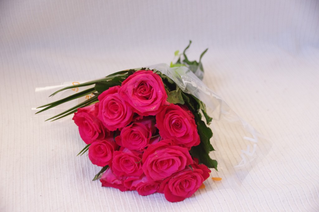 Telethon, telethon 2015, bouquet, roses, bouquet roses