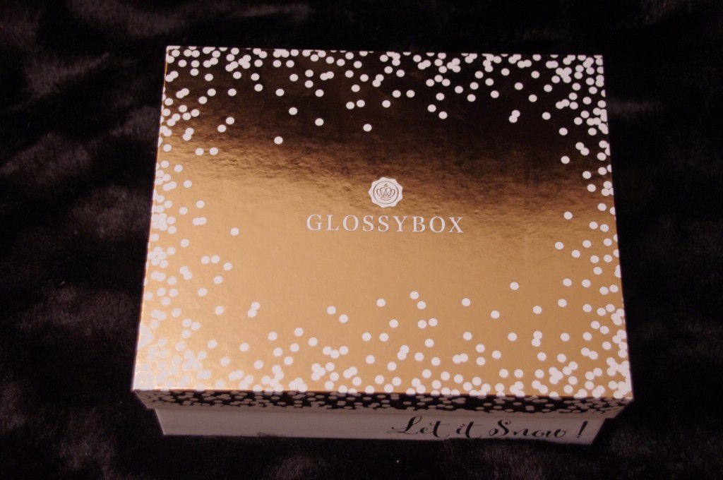 let it snow, rose gold box, box edition limitée, box de noel, cadeau de noel pas cher, idée cadeau beauté, glossybox, avis, test, revue, review, blogueuse mode, blogueuse beauté, youtubeuse