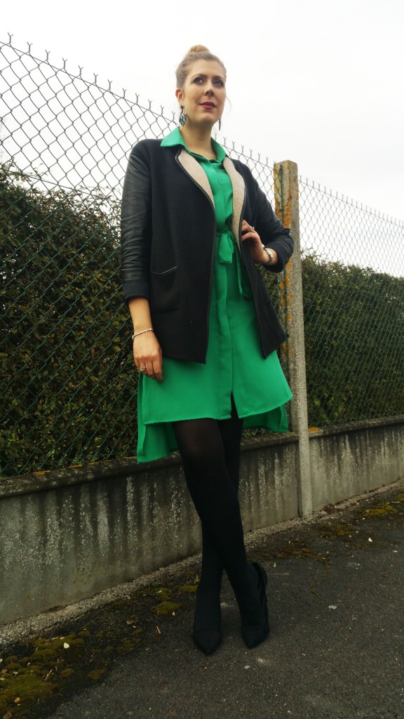 look tendance, ootd, ootn, tenue du jour, look femme, robe chemise, vert emeraude, gilet bimatière, escarpins bimatière, babou, derhy, zara, boucles d'oreilles bijoux, tendance, revue, review, haul, blog mode, blogueuse mode,