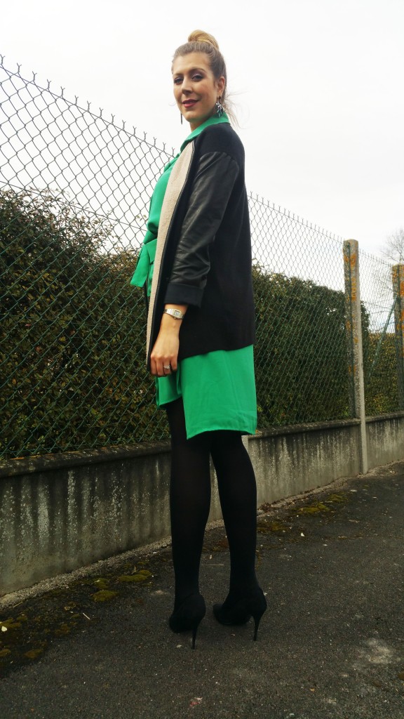 look tendance, ootd, ootn, tenue du jour, look femme, robe chemise, vert emeraude, gilet bimatière, escarpins bimatière, babou, derhy, zara, boucles d'oreilles bijoux, tendance, revue, review, haul, blog mode, blogueuse mode,