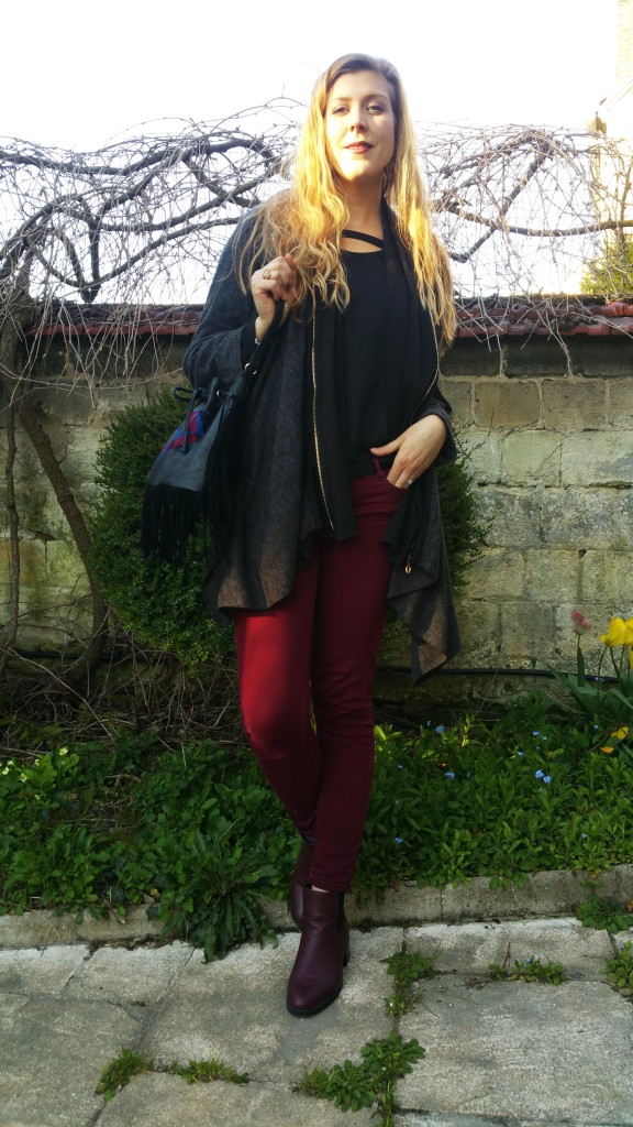 babou, newlook, cimarron, la redoute, mim, jean cassis, jean bordeau, boots bordeau, gilet loose, gilet lose, cut out shirt, chemise epaules dénudées, look boho, look bohème, look tendance, ootd, tenue du jour, blog mode, blogueuse mode