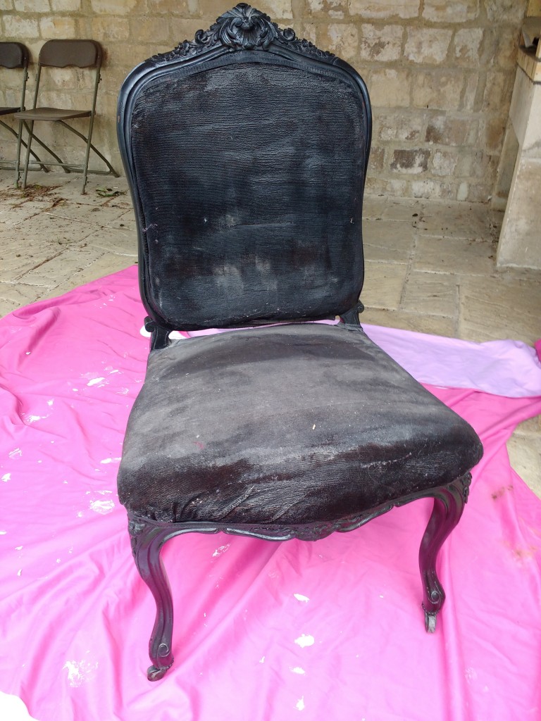 customisation, diy, fauteuil voltaire, retapisser un fauteuil, tapisser un fauteuil, refaire un fauteuil, tutoriel, pas à pas, blog diy, blogueuse diy, loisirs créatifs, 