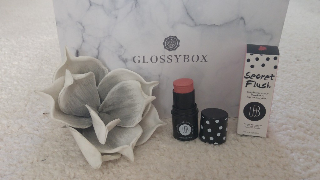 glossybox, marble, marbre, better than sex, too faced, mascara waterproof, brosse nettoyage pinceaux, avis, test, revue, review, blush stick, blush crème, box beauté, unboxing, blog beauté, blogueuse beauté