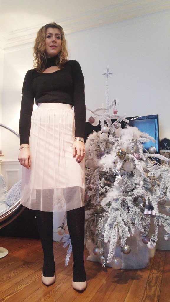 jupe tulle femme, jupon rose tendre, rose poudré, pull goutte, pull décolleté, babou, primark, h&m, look noel, look fête, look reveillon, look nouvel an, blog mode, blogueuse mode