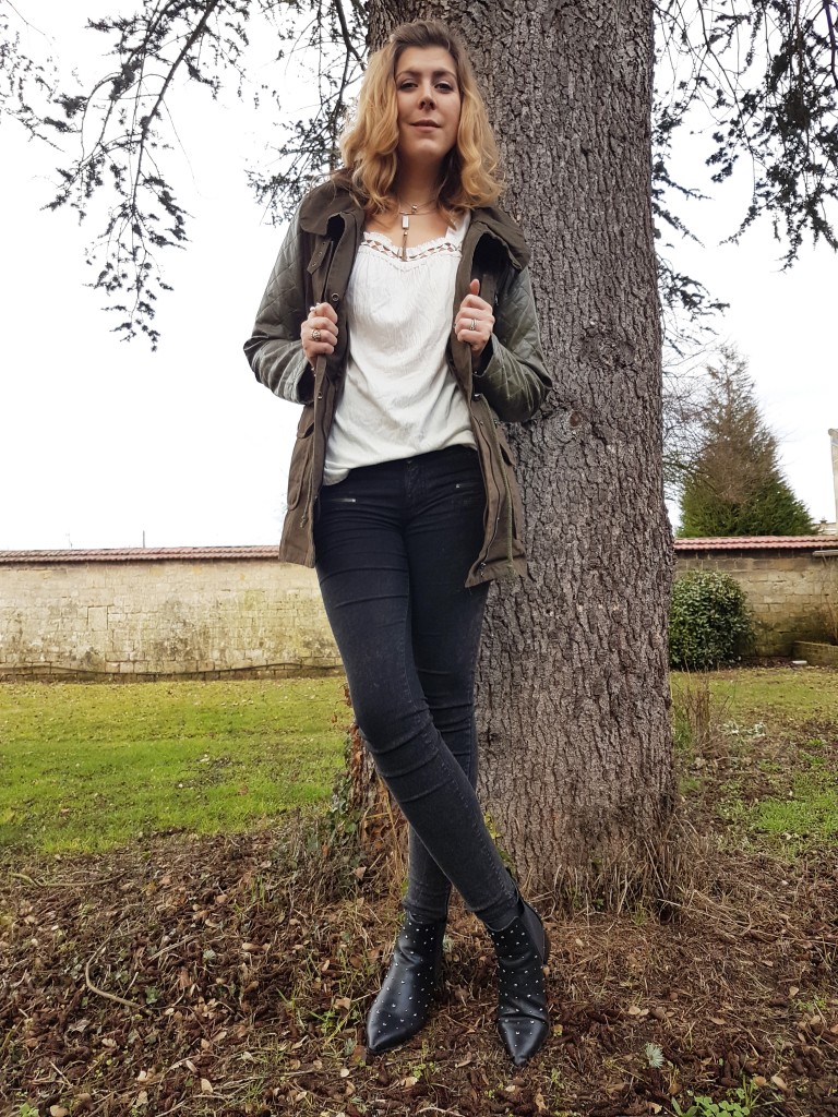 Look, ootd, tenue du jour, lookbook, tendance, trenbook, blog mode, blogueuse mode, parka kaki, tenue printemps, look mi saison, youtubeuse