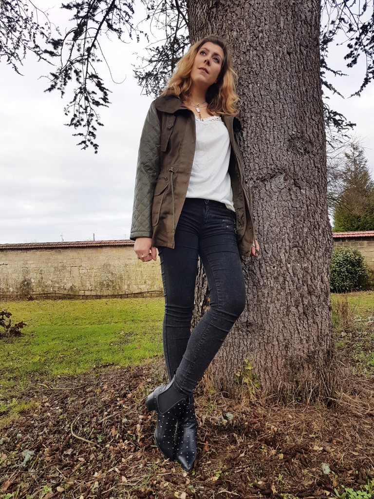 Look, ootd, tenue du jour, lookbook, tendance, trenbook, blog mode, blogueuse mode, parka kaki, tenue printemps, look mi saison, youtubeuse