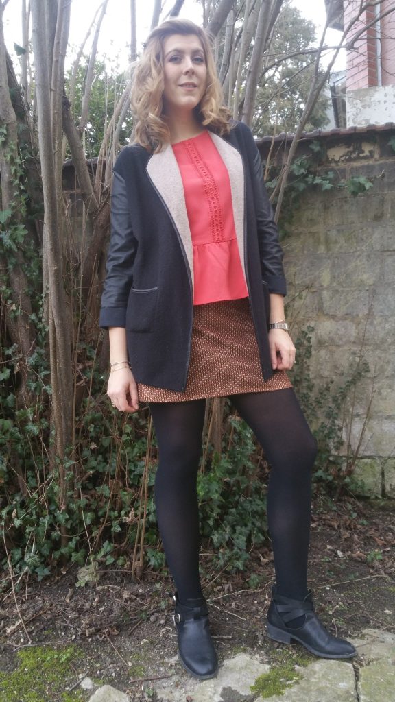 look, ootd, tenue du jour, ootn, look tendance, look sixties, look 60's, look seventies, top basques, corail, derhy, jupe retro, lefties, boots cut out, babou, gilet bimatière, gilet cuir, blog mode, blogueuse mode