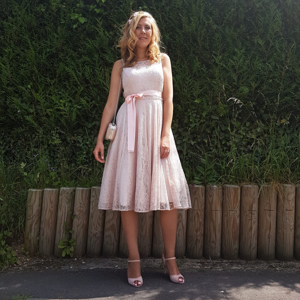 tenue de cérémonie, drhy, robe de bal, promdress, look mariage, robe mariage, blog mode, look cérémonie, blog mode, blogueuse mode, rose poudré look, rose gold, robe dentelle rose, robe dentelle nude, primark, nafnaf by la halle