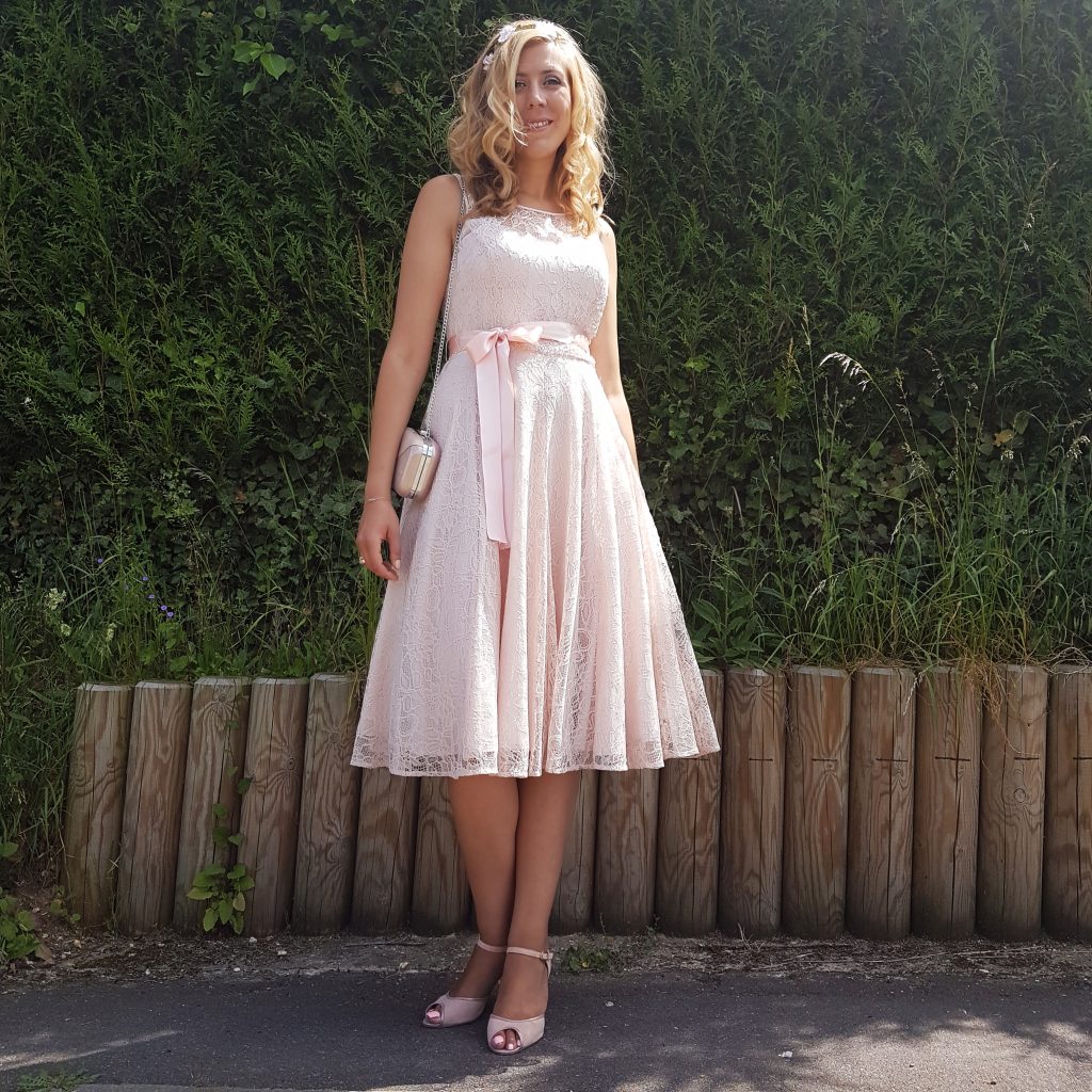 tenue de cérémonie, drhy, robe de bal, promdress, look mariage, robe mariage, blog mode, look cérémonie, blog mode, blogueuse mode, rose poudré look, rose gold, robe dentelle rose, robe dentelle nude, primark, nafnaf by la halle