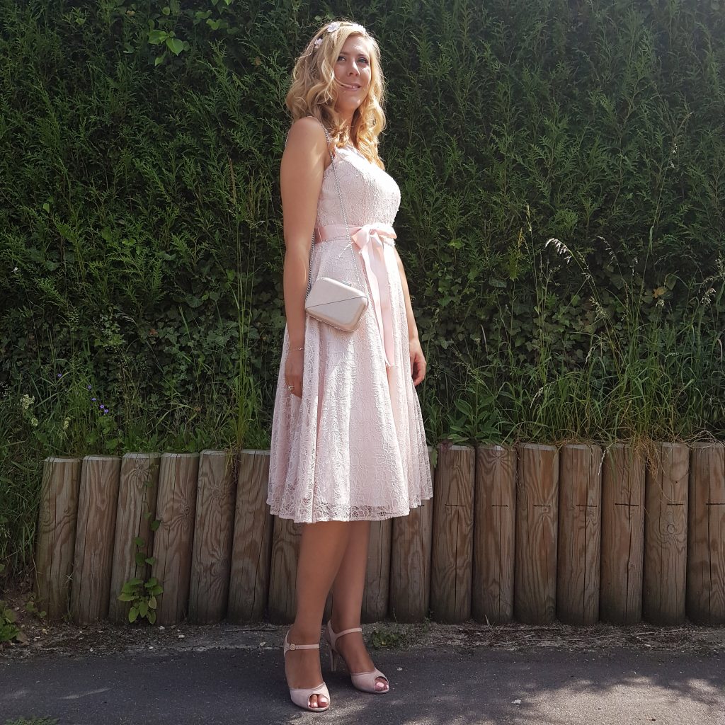 tenue de cérémonie, drhy, robe de bal, promdress, look mariage, robe mariage, blog mode, look cérémonie, blog mode, blogueuse mode, rose poudré look, rose gold, robe dentelle rose, robe dentelle nude, primark, nafnaf by la halle