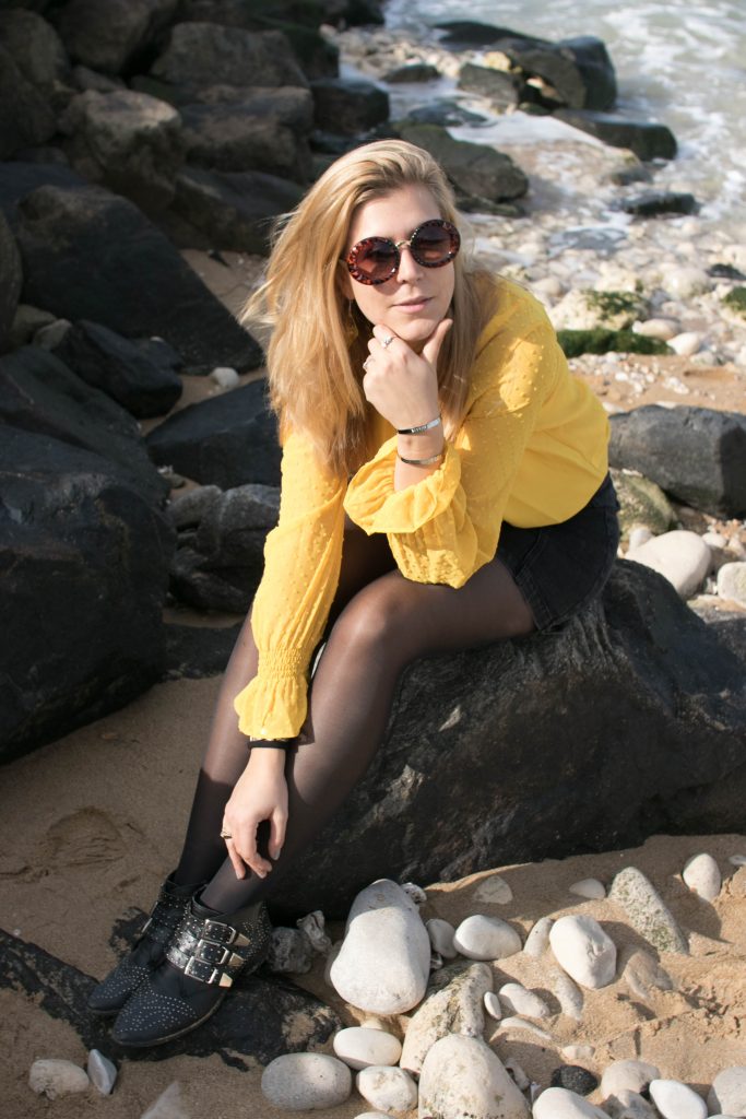 La rochelle, ootd, ootn, tenue du jour, look, blogeuuse mode, blog mode, primark, stradivarius, office, vintage, zerouv, blouse boheme, blouse plumetis, jupe seventies, jupe jean boutonnée, look à la mer, journée plage, voyage de presse, voyage blogueur 