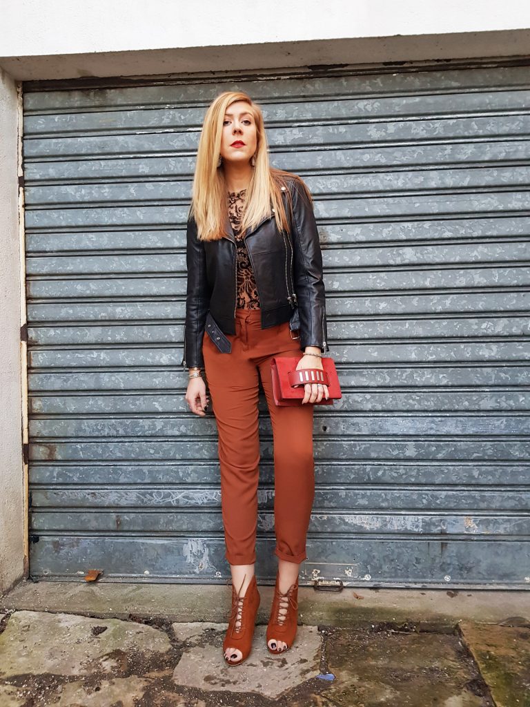 perfecto, look, ootd, ootn, look du jour, style d'un jour, tenue du jour, idée look femme, lookbook, rouille, peep toes, camel, top dentelle, look glam chic, look rock chic, tenue de soirée, blog mode, blogueuse mode, missglamazone