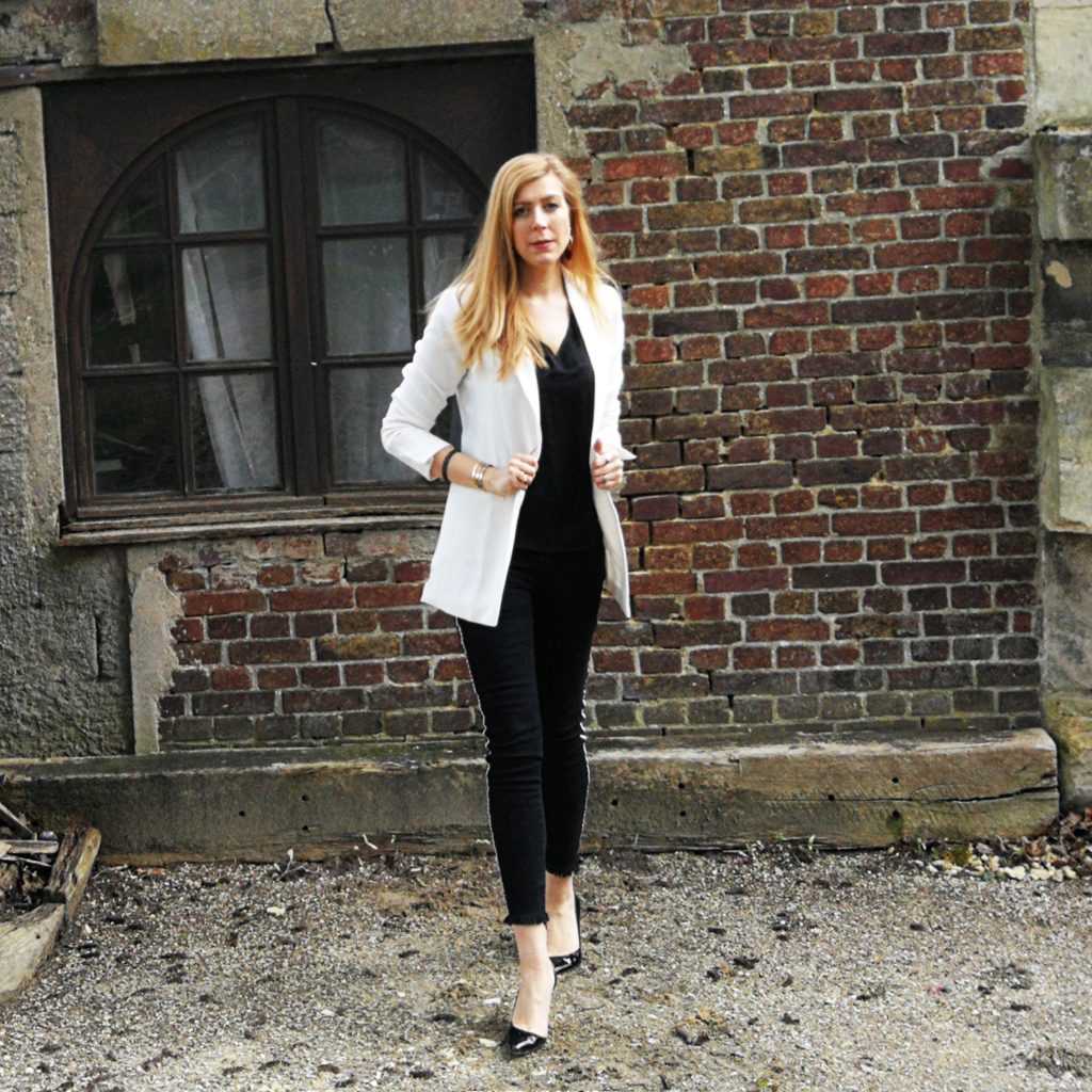 look, tenue du jour, outfit of the day, tenue de soirée, look blazer, jean bandes, jean franges, esacrpins semelle rouge, escarpins vernis, blog mode, blogueuse mode