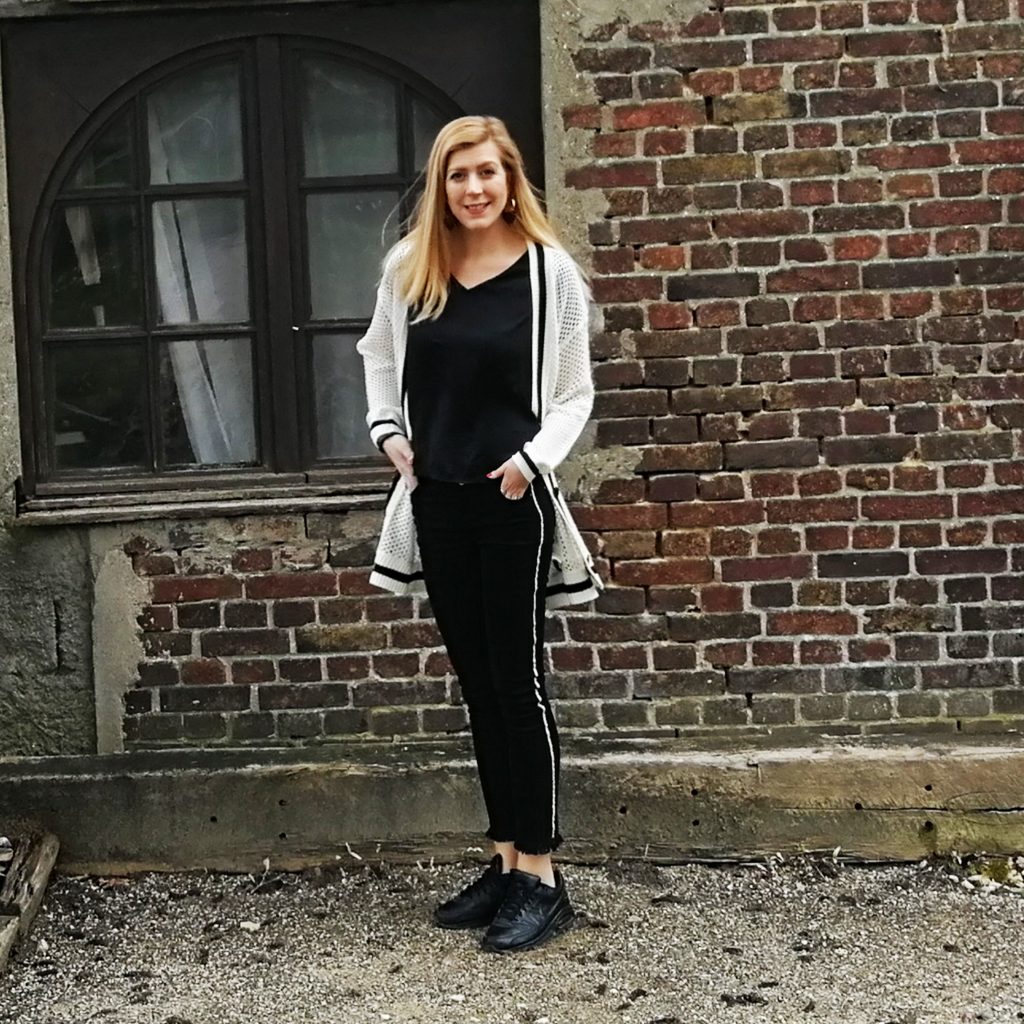 look, outfit of the day, ootd, ootn, casual, look sneakers, look baskets, lookc décontracté, tenue décontracté femme, gillet grosse maille, slim à bandes, air max, style du jour, tenue du jour, blog mode, blogueuse mode