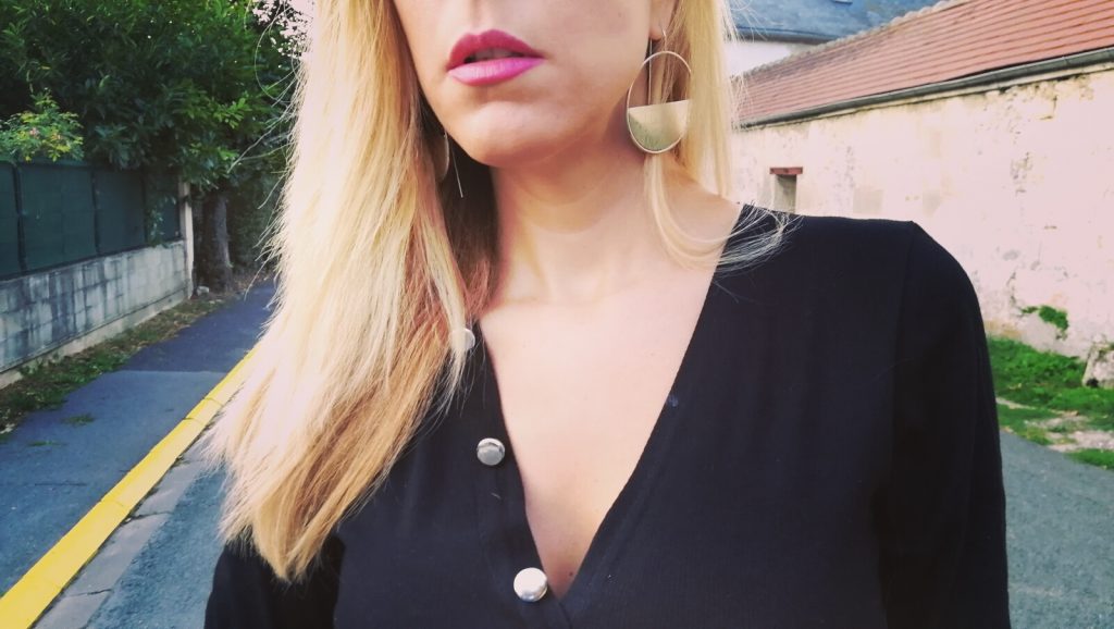 look, ootd, working girl, robe tube, robe pres du corp, robe bodycon, sac graphique, sac noir et blanc, roberto cavalli, sandales cavalli, créoles, look rentrée, look sortie bureau,idée look septembre, blog mode, blogueuse mode